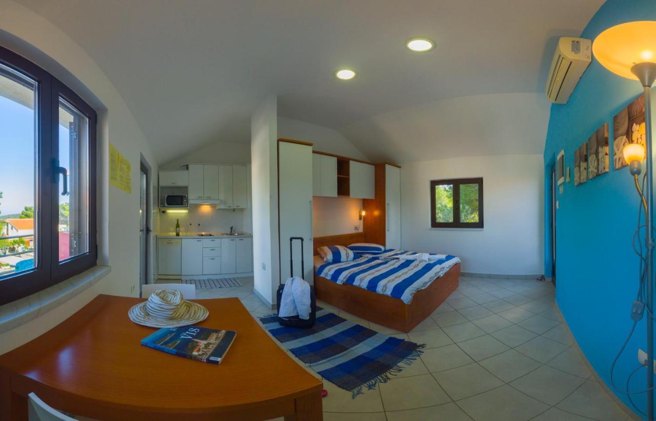 The Sea House Apartments Βις Εξωτερικό φωτογραφία